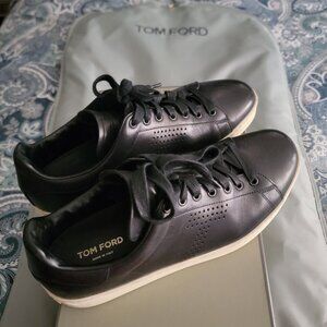 Tom Ford Shoes Warwick - Black Leather Lace-Up Low Top Sneakers - Mens 9